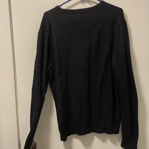 Black Grayson and Dunn V neck sweater - Picture 3 of 3